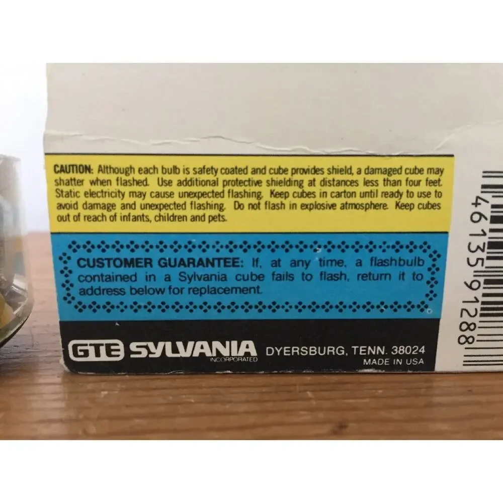 Vintage Sylvania Blue Dot Film Camera Flash Cubes 4 Cubes 15 Flashes Box Works